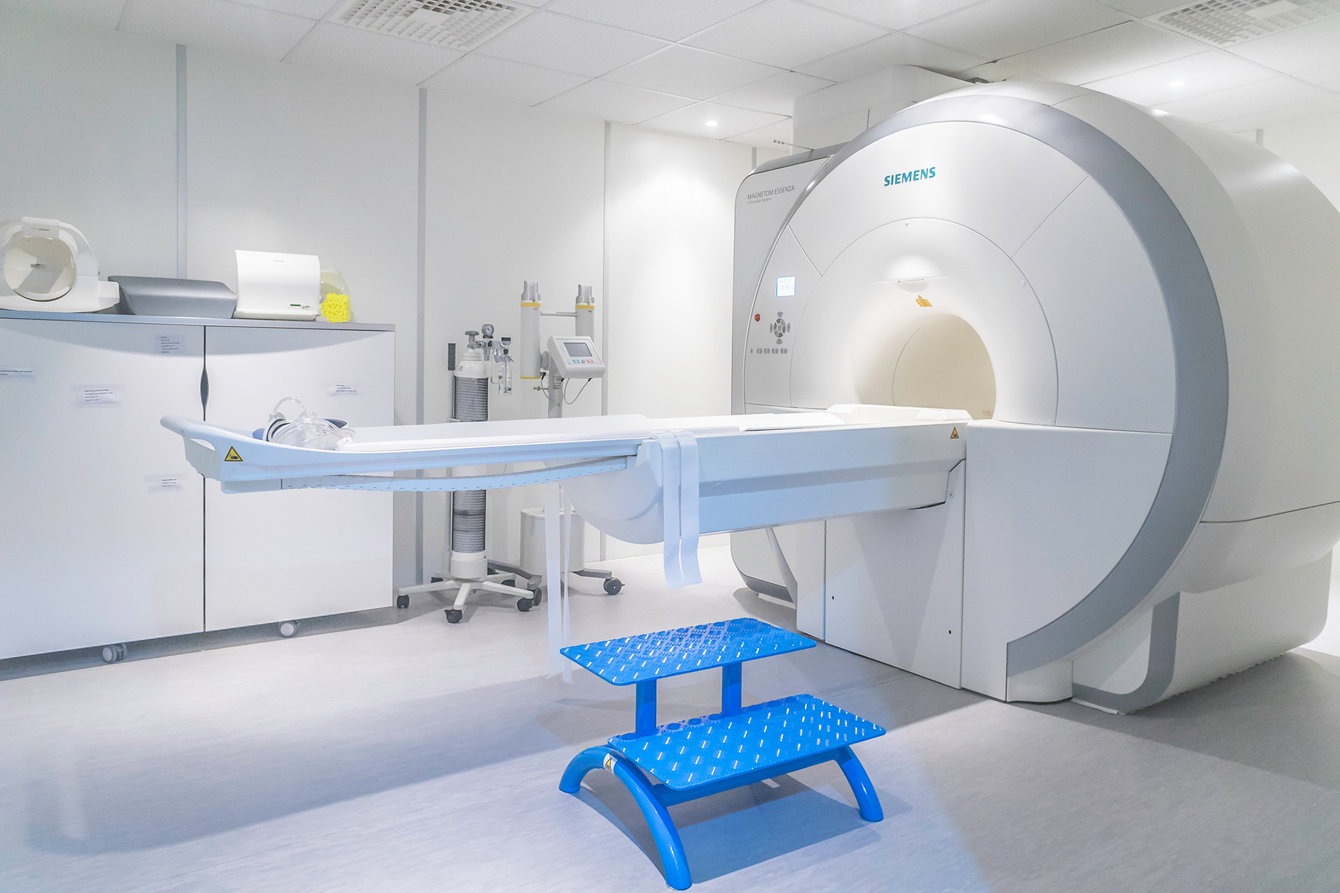 MRI
